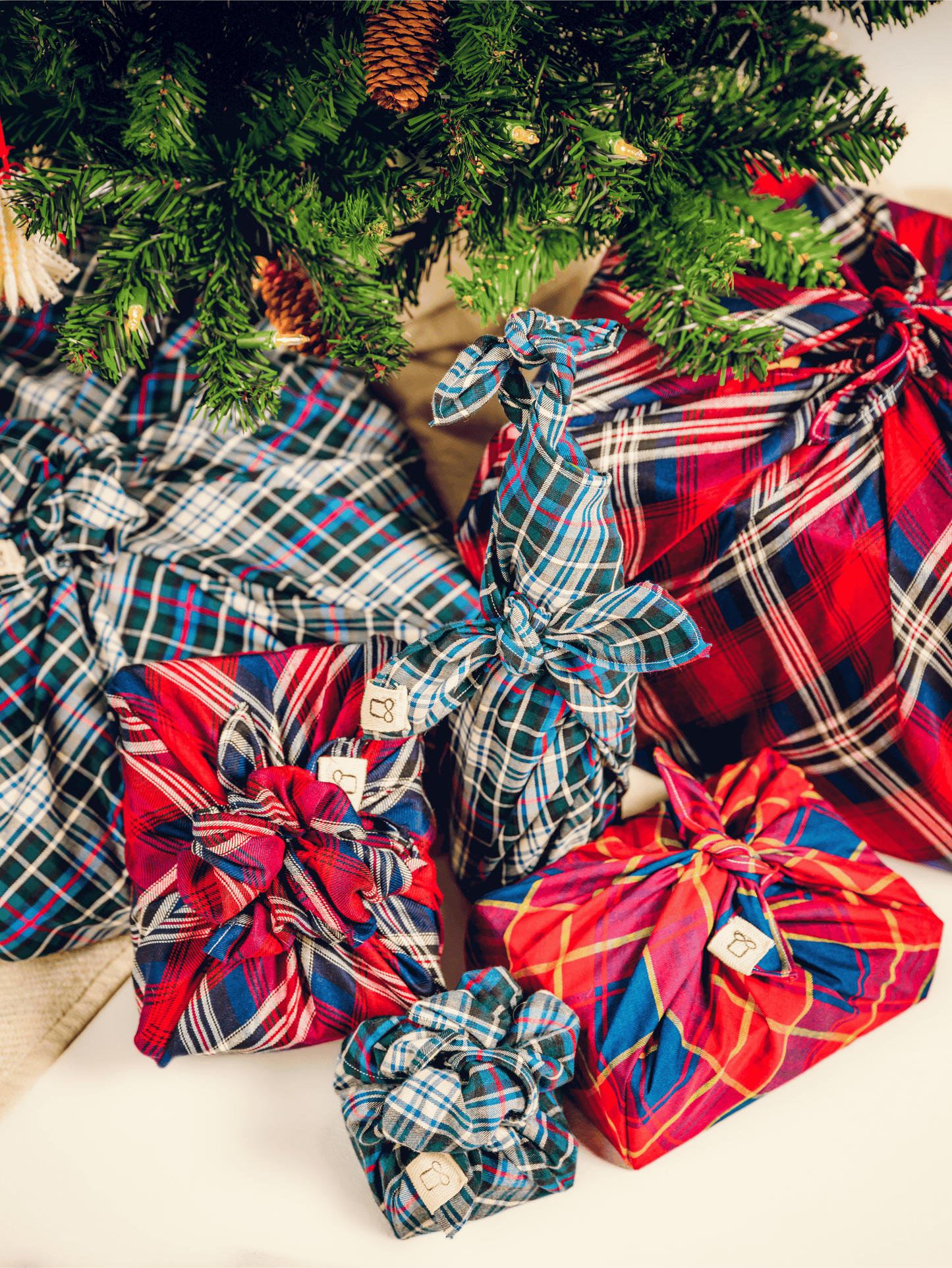 Green Plaid Furoshiki Reusable Gift Wrap, 15" & 25" & 35"